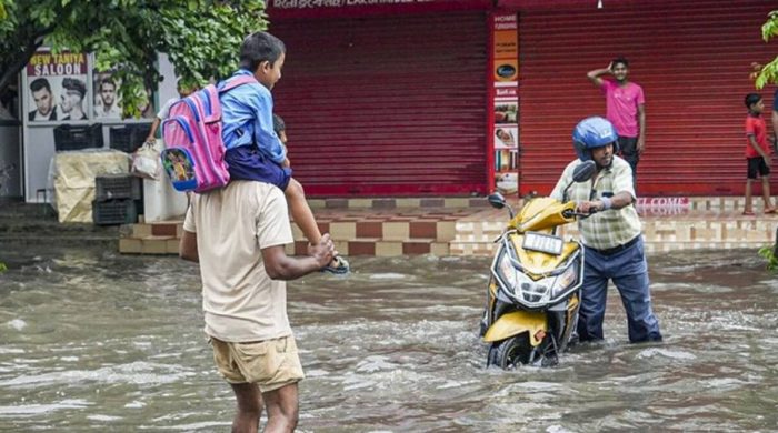 ভারতে বন্যায় মৃতের সংখ্যা ১০০ ছাড়িয়েছে