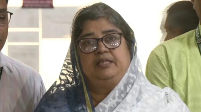 সংরক্ষিত নারী আসনের উপনির্বাচনে মনোনয়নপত্র জমা দিলেন এলিজা জামান