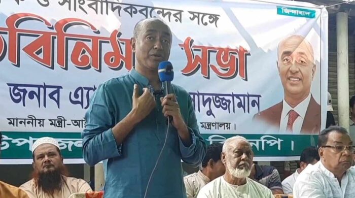 জনগণের সেবায় ভোর ৬টা থেকে রাত ২টা পর্যন্ত কাজ করছি: আইনমন্ত্রী
