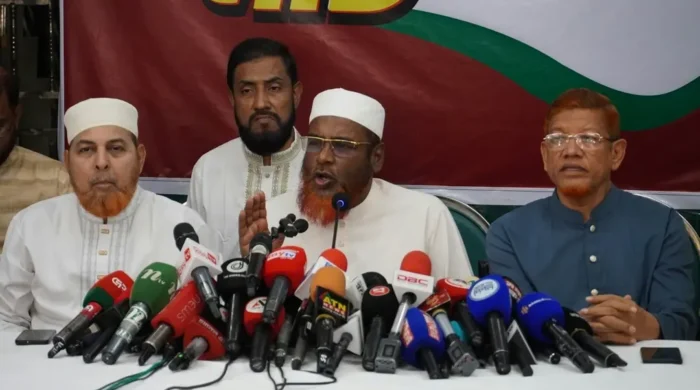 আইনশৃঙ্খলা পরিস্থিতি নিয়ন্ত্রণের বাইরে চলে যাচ্ছে: গোলাম পরওয়ার