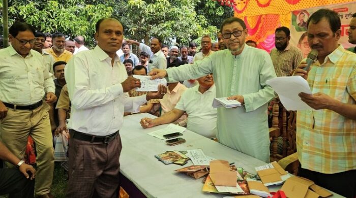 স্বাধীনতার পর দুর্গাপূজায় এবার সর্বোচ্চ অনুদান দেয়া হয়েছে: স্বাস্থ্যমন্ত্রী