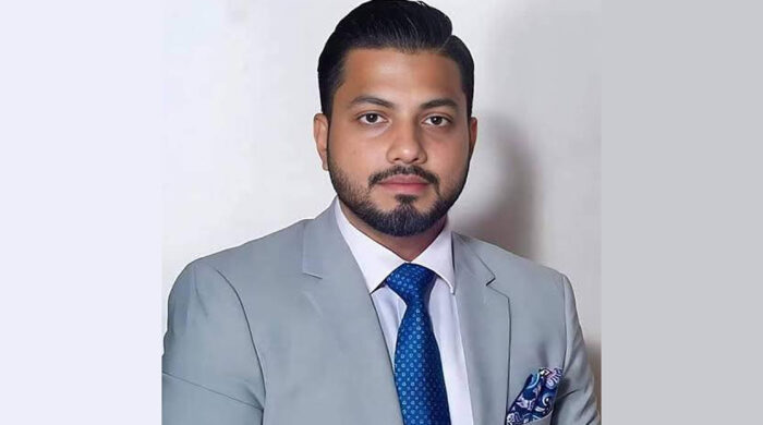 ইশরাক হোসেনের পদত্যাগপত্র গ্রহণ করেছেন রাষ্ট্রপতি, প্রজ্ঞাপন জারি