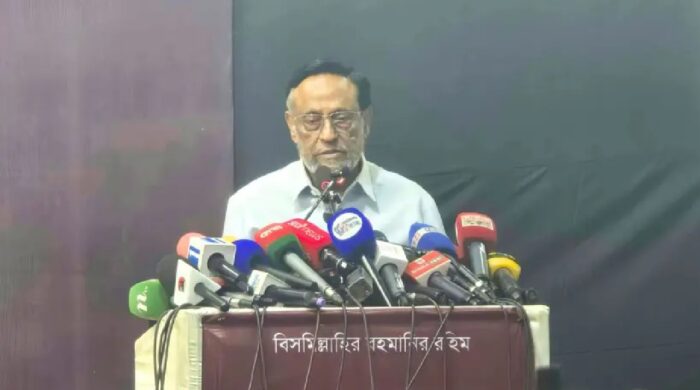 'বিএনপি ক্ষমতায় আসার পর দেশি-বিদেশি বিনিয়োগ প্রায় বন্ধের পথে'