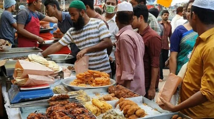 ফুটপাতে খাবারের দোকান দিতেও লাগবে লাইসেন্স, কার্যকর ১ নভেম্বর