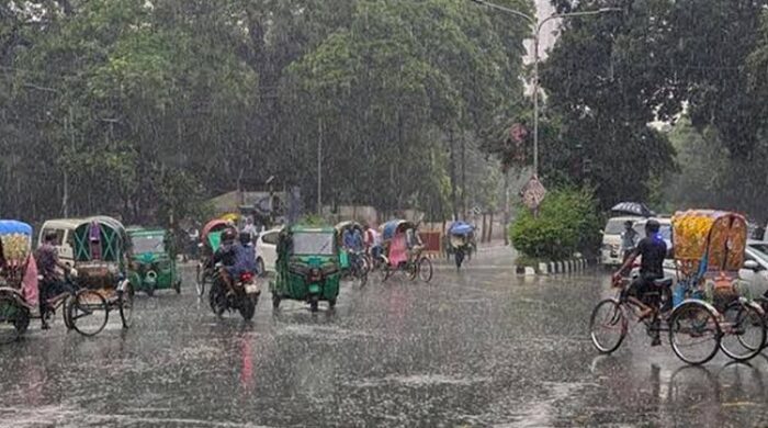 সাগরে লঘুচাপের আভাস, সারা দেশে বৃষ্টির সম্ভবনা