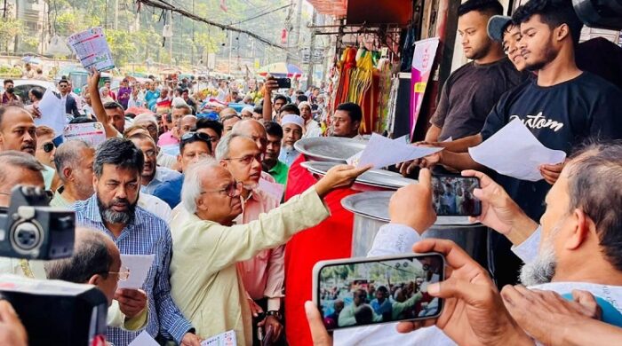 সরকারকে বিব্রত করতে অপপ্রচার চালাচ্ছেন গোলাম পরওয়ার: রিজভী